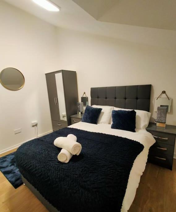 Impeccable 2-bed House London